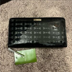 Kate Spade Black Textured Wallet